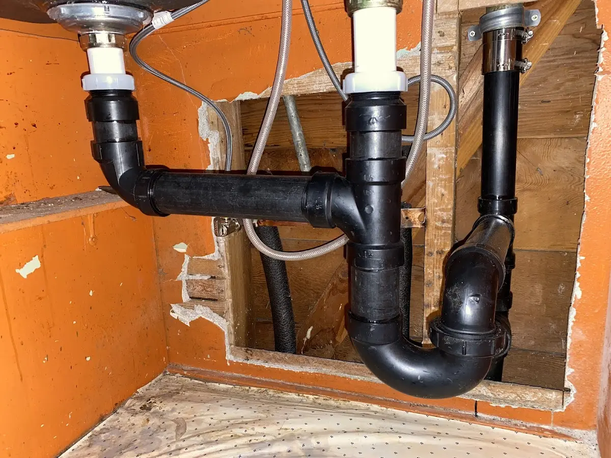 Professional Pipe Bursting equipment and tools on the job in Columbia City